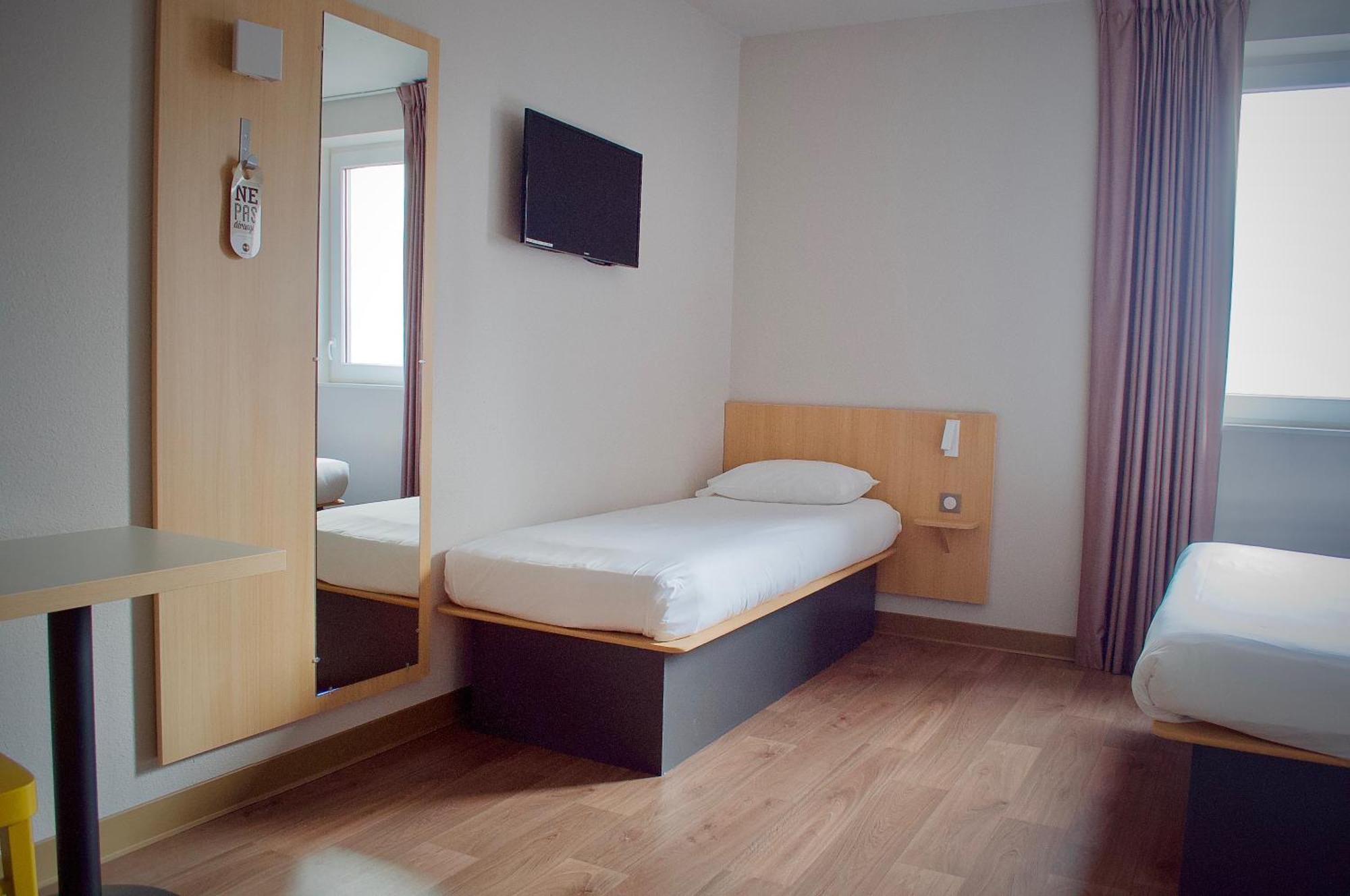 B&B Hotel Bordeaux Langon Langon  Exterior photo